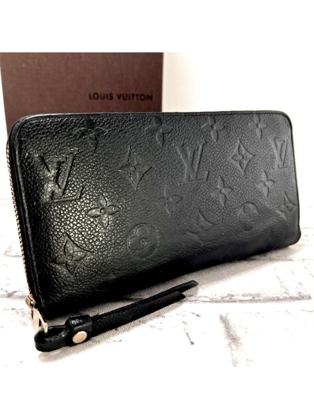 Louis Vuitton Empreinte Zippy Wallet Noir